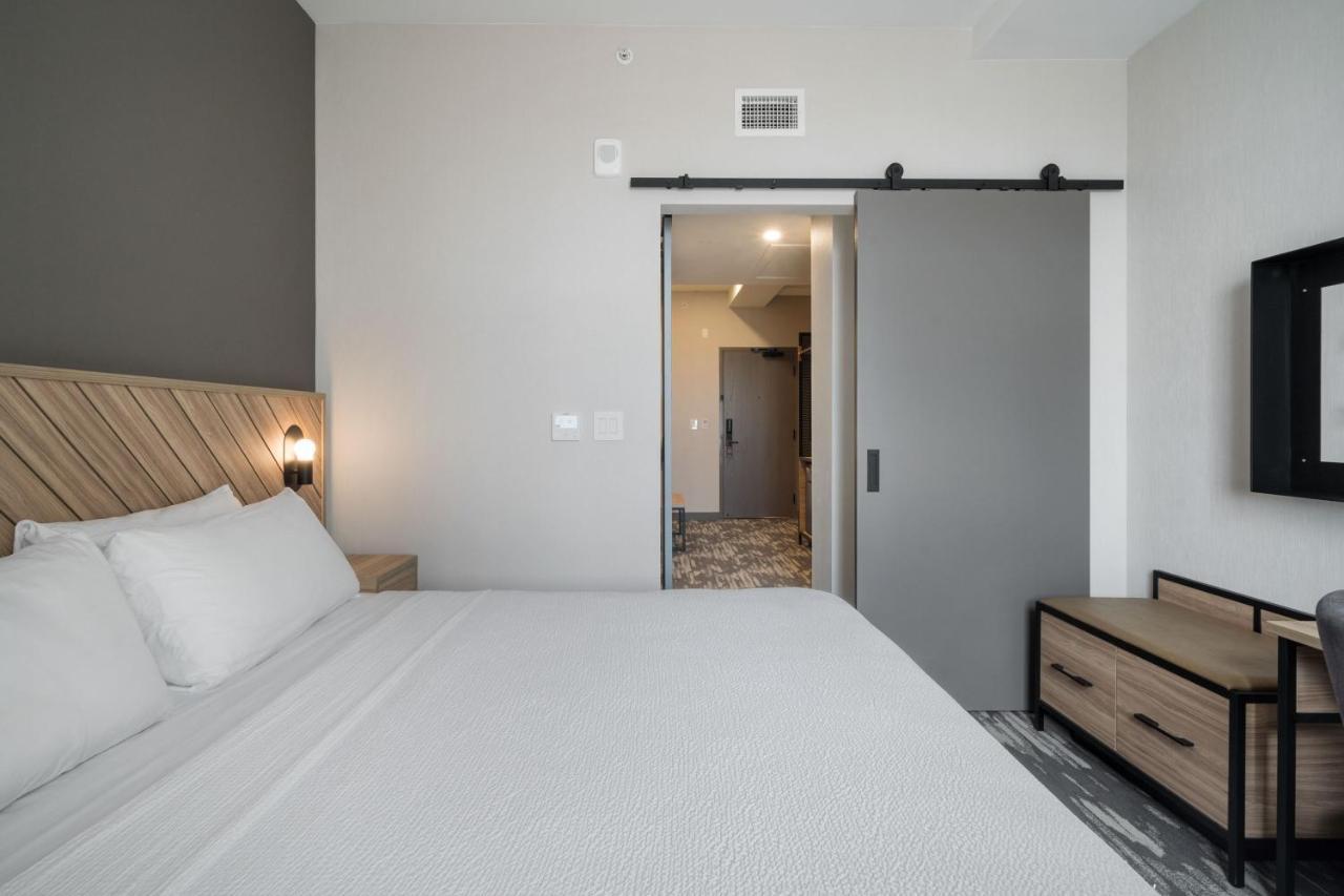 Sandman Signature Worth Downtown Hotel 3*